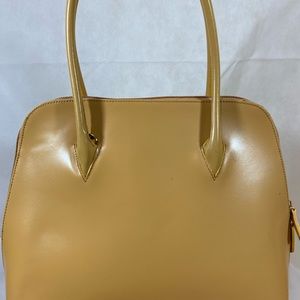 Classy Women’s tan leather purse